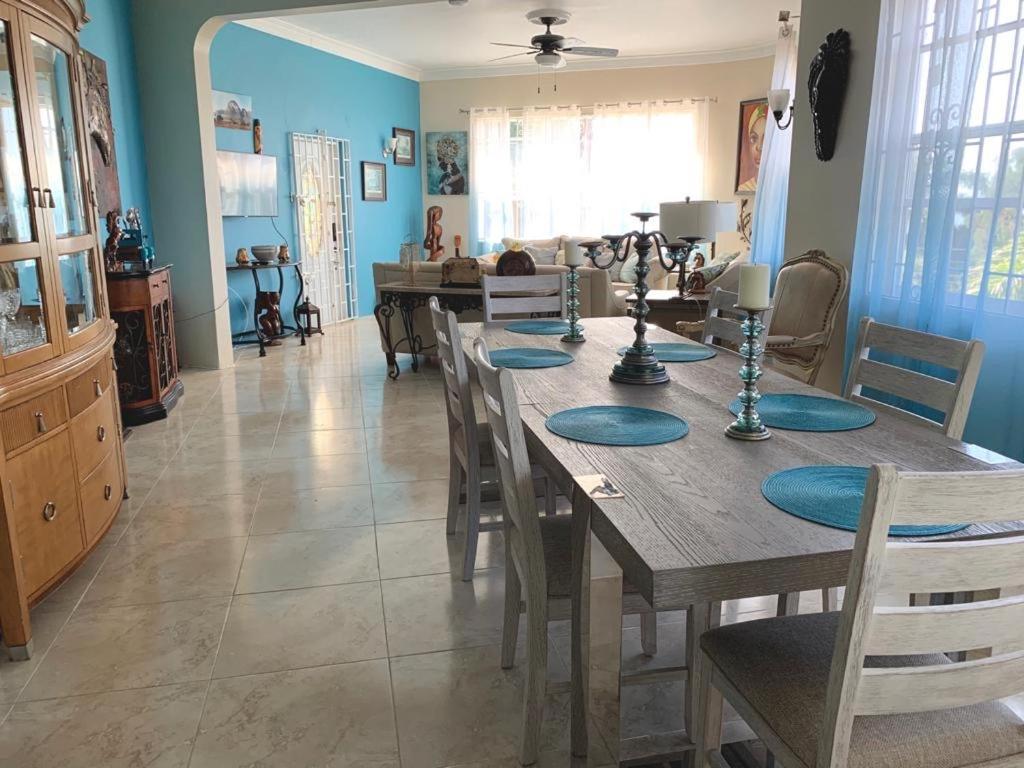 Bella Vista Vacation Appartement Montego Bay Buitenkant foto