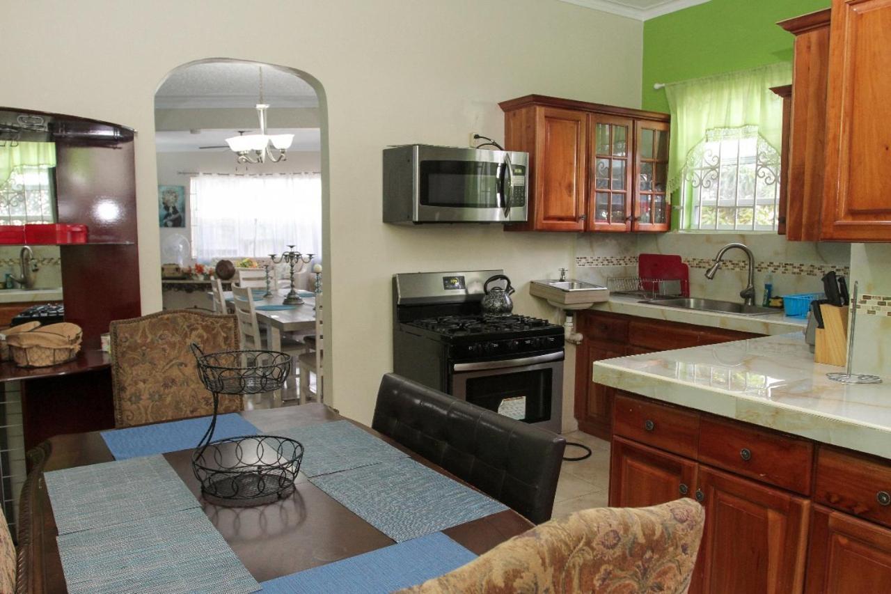 Bella Vista Vacation Appartement Montego Bay Buitenkant foto